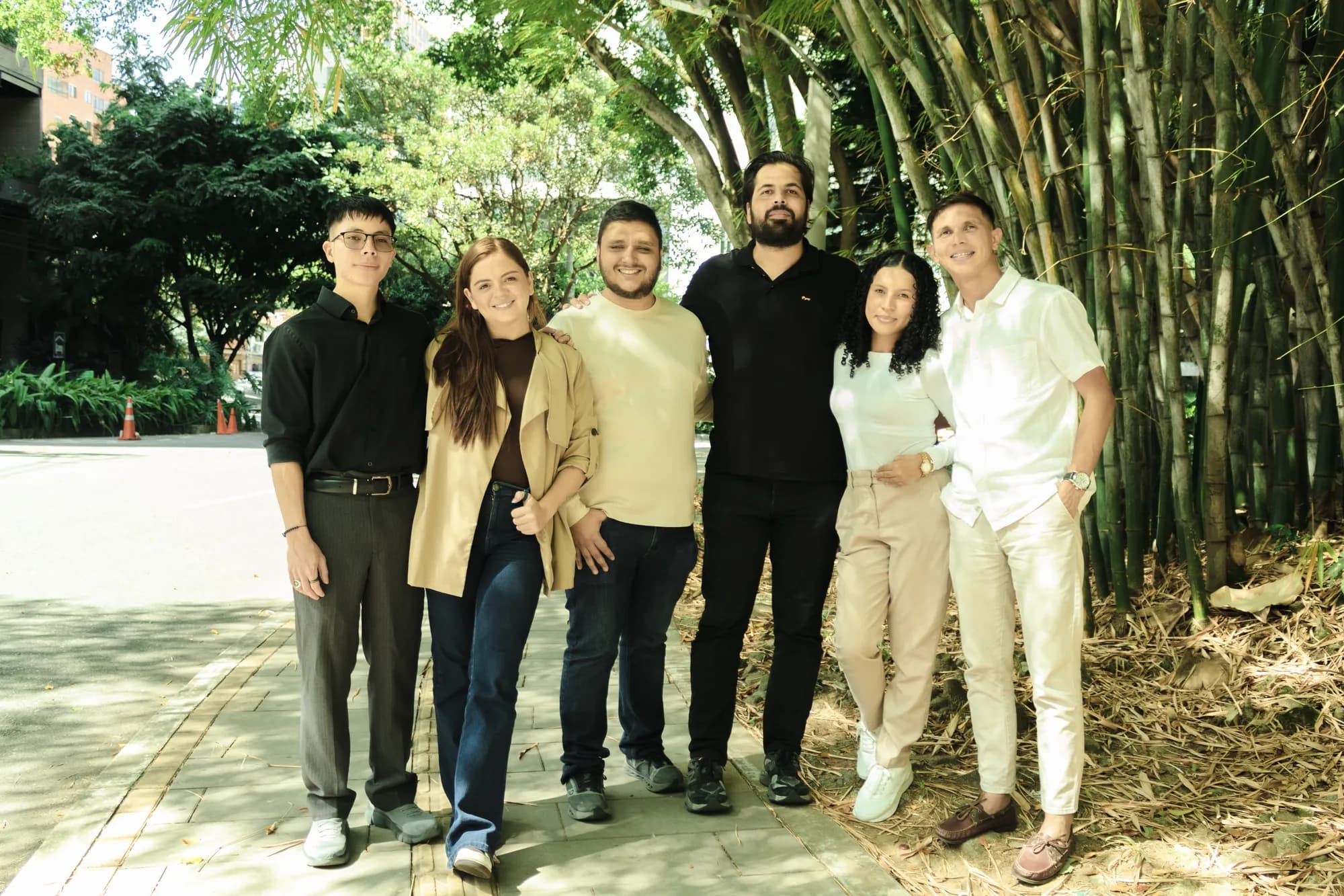 El equipo de International Media Distribution en Medellín, Colombia